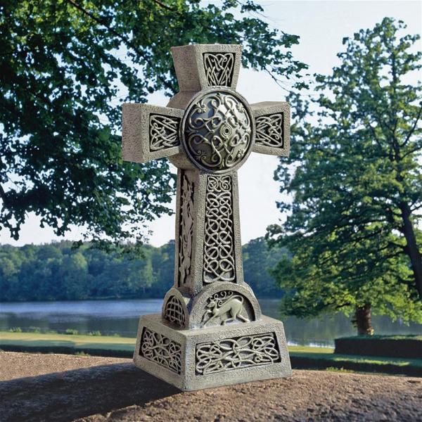 Donegal Celtic High Cross plus freight