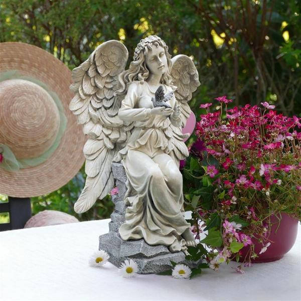 Natures Blessing Angel Garden Statue plus freight