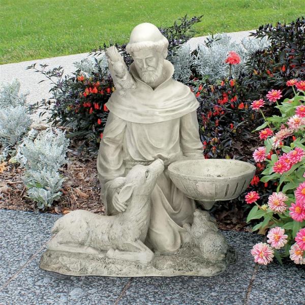 St Francis Feeding The Animals Statue plus freight