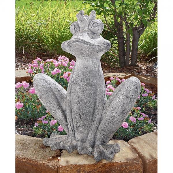 Big Olde Bullfrog King Garden Statue plus freight