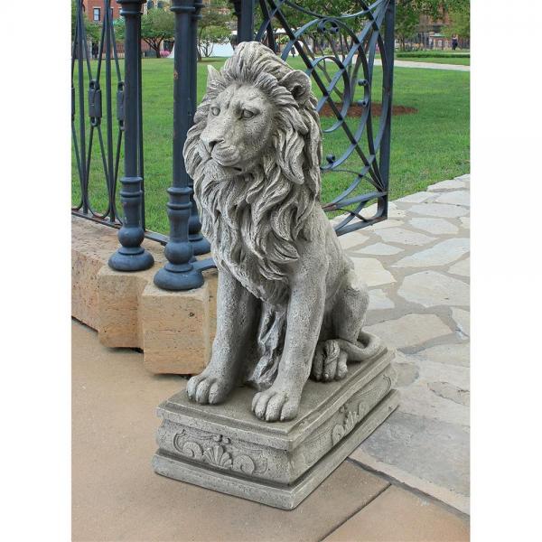 Fouquet Royal Palace Sentinal Lion plus freight