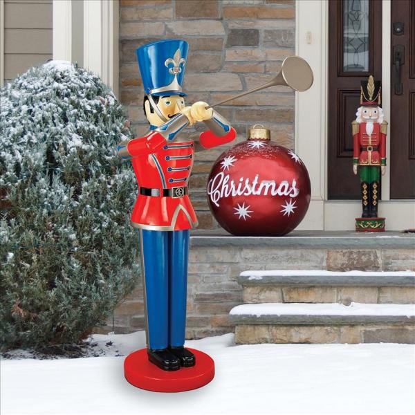 Large Trumpeting Soldier Statue plus freight