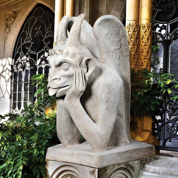 Giant Spitting Gargoyle of Notre Dame plus freight