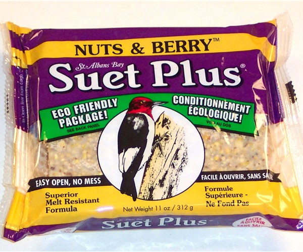 Nuts and Berry Blend 11 oz Suet Cake Plus Freight